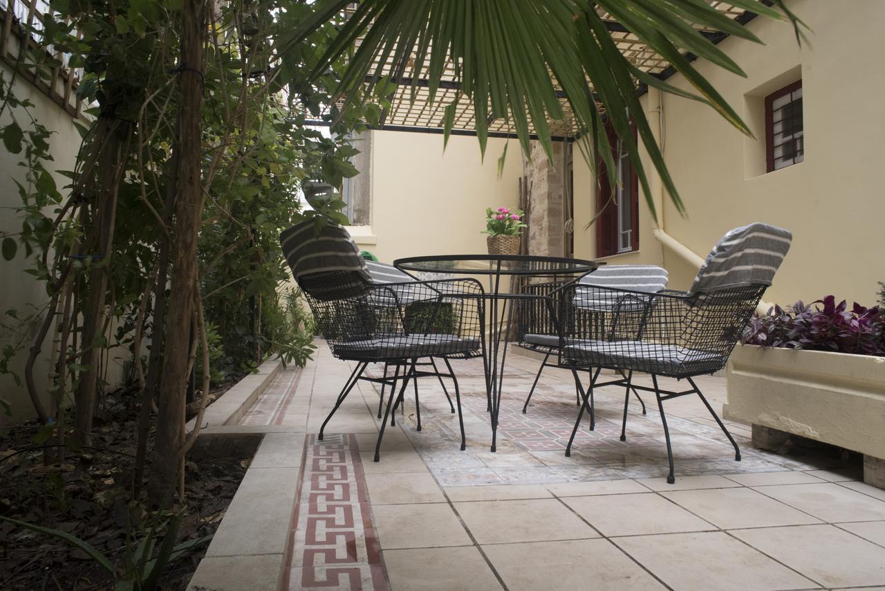 Athenian Neoclassical Apartment Exterior foto